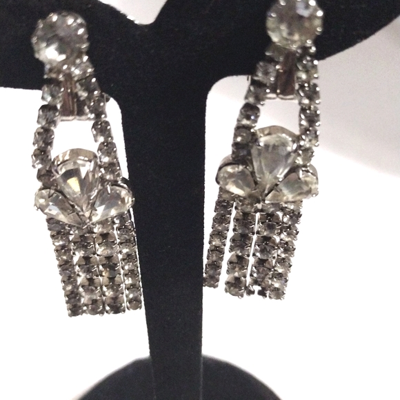 RHINESTONE ANTIQUE DANGLE EARRINGS CLIP-ON - Picture 5 of 5